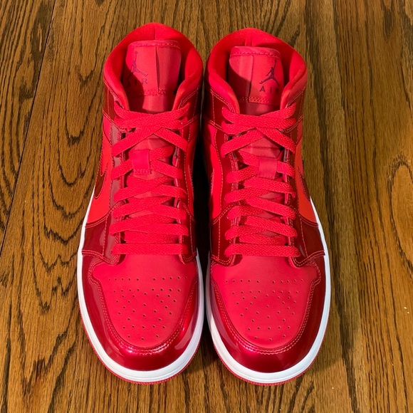 Air Jordan 1 Mid SE University Red Pomegranate Men’s Size 9, 10, 10.5 NWB Rare - Picture 4 of 7